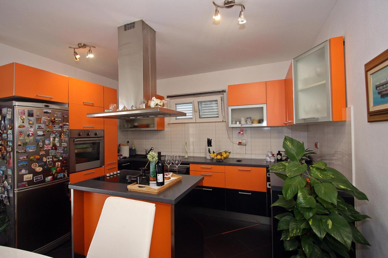 Apartment Petra Supetar Εξωτερικό φωτογραφία