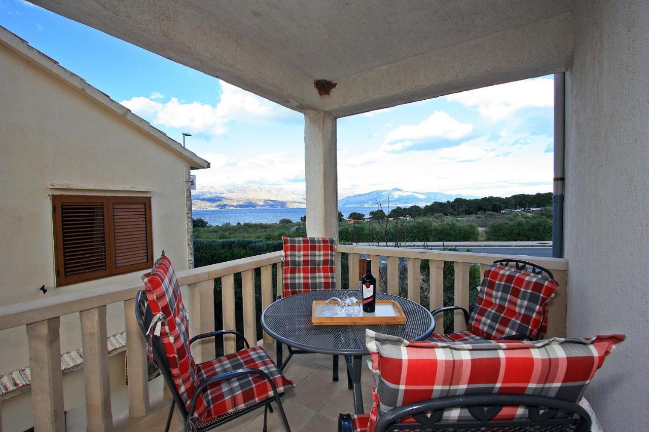 Apartment Petra Supetar Εξωτερικό φωτογραφία