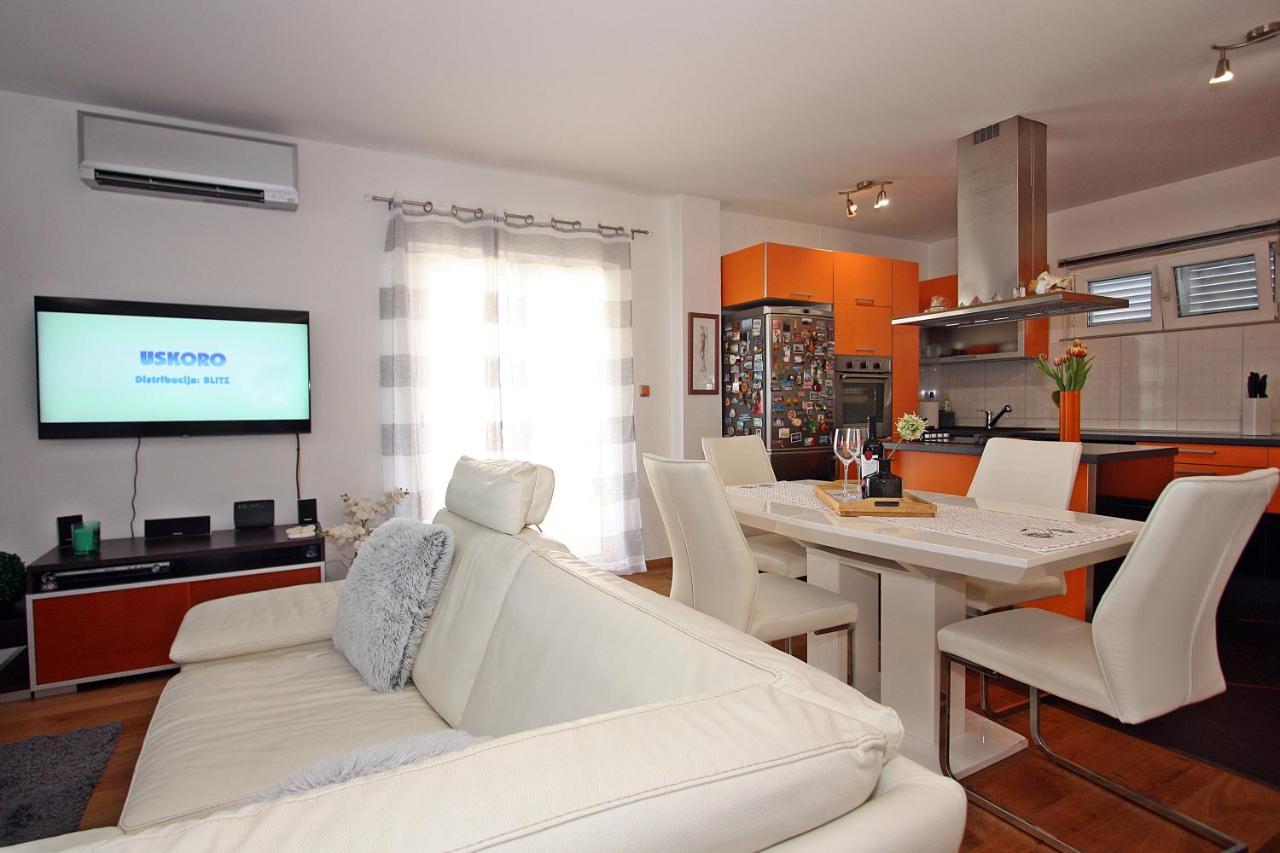 Apartment Petra Supetar Εξωτερικό φωτογραφία